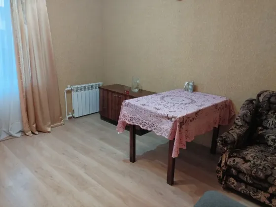 Сдаётся уютная двухкомнатная квартира в ленинском районе Донецк