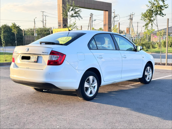Skoda Rapid 125 лс 1,4 DSG Донецк