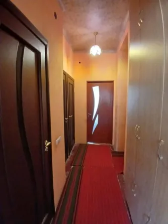 Продаётся 2 к квартира - сталинка. Мариуполь