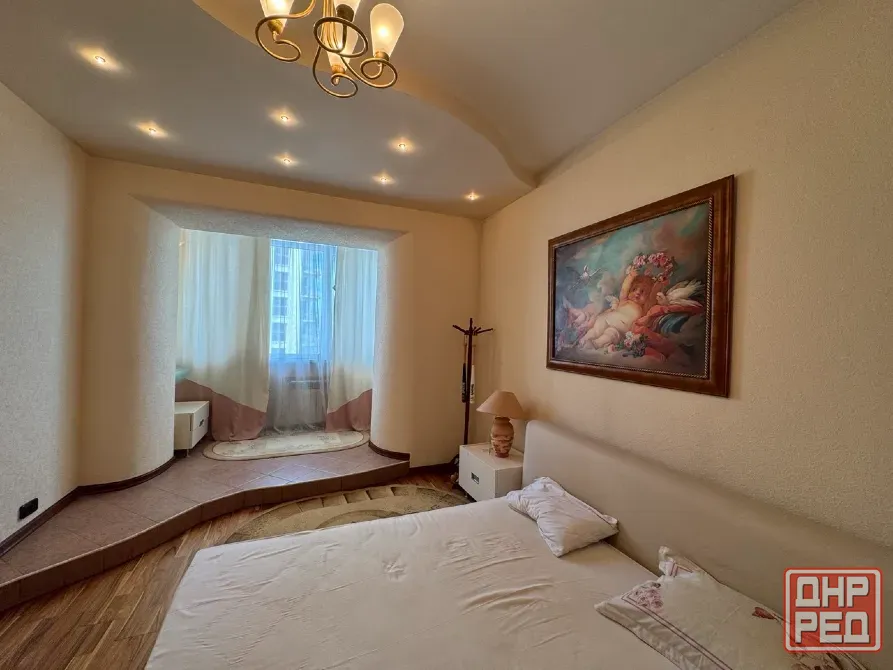 Просторная 4-к квартира 150 м² в Ворошиловском районе Донецк - изображение 1