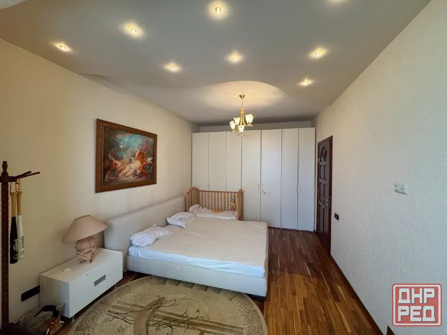 Просторная 4-к квартира 150 м² в Ворошиловском районе Донецк - изображение 2