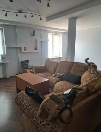 Продажа отличной 2-хкомнатной квартиры по проспекту Ильича! Ориентир б-ца Калинина! Донецк