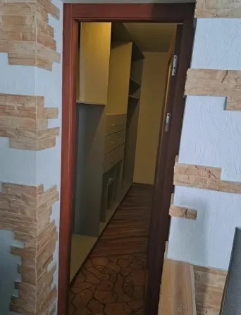 Продажа отличной 2-хкомнатной квартиры по проспекту Ильича! Ориентир б-ца Калинина! Донецк