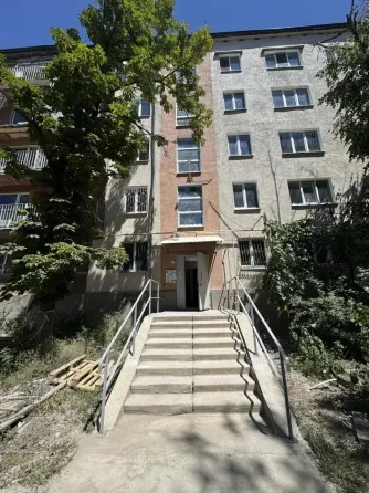 Продается 2 комн.кв 48 м² этаж 4/5 Мариуполь
