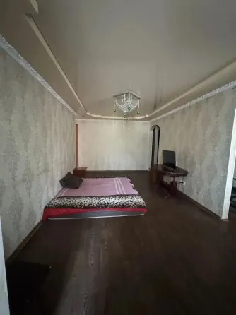 Продается 3 комн.кв 55.7 м² этаж 2/5 Мариуполь