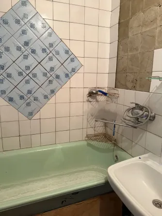 Продаётся 2 к. кв. улица Бирюзова. Донецк
