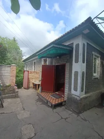 Продам уютный дом с участком на Новокалиново Макеевка