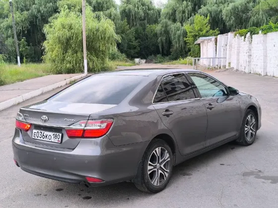 Toyota Camry в 55 кузове по самому низу рынка ! Енакиево