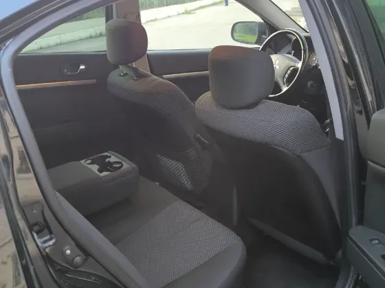 Продам Mitsubishi Galant 2.4 бензин на автомате Енакиево