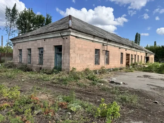 Помещение 556.50м2 завод Ленина Центр города Луганск