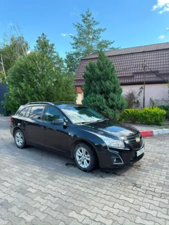Chevrolet Cruze 1,8 универсал Донецк