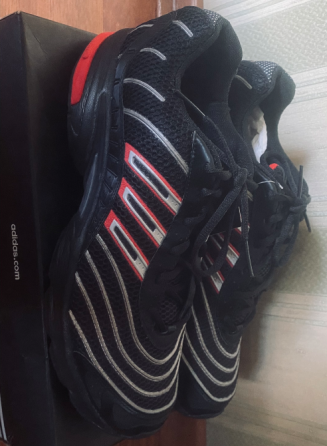Кроссовки Adidas 45 р Донецк
