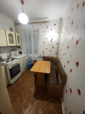 Продам 2 кв на Изумруде Донецк