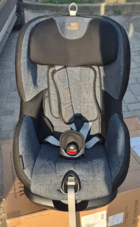 Автомобильное кресло britax romer Донецк