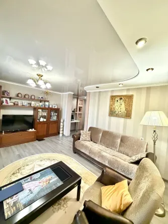 Продажа 2 комн.кв-ры. 57 кв.м. Ленинский р-н Донецк