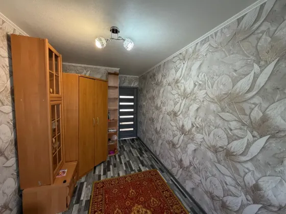 Продам 2-х ком. кв., 5/5 эт., 44 м.кв. - Макеевка, квартал Шахтерский, Даки Макеевка