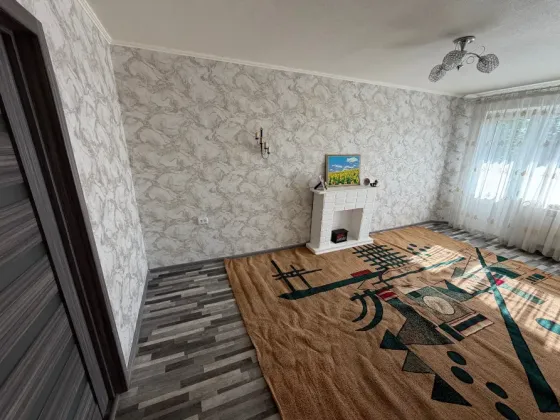 Продам 2-х ком. кв., 5/5 эт., 44 м.кв. - Макеевка, квартал Шахтерский, Даки Макеевка