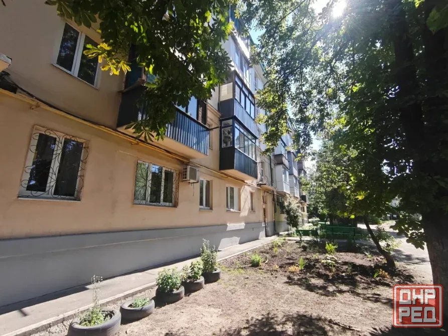 Продается 2 комнатная квартира в Ильичевском районе Мариуполь - изображение 1