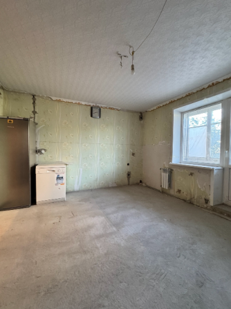 Продажа 4-х комнатной квартиры 2/9, в г. Макеевка, Восточный м-н, ул. Курская Макеевка