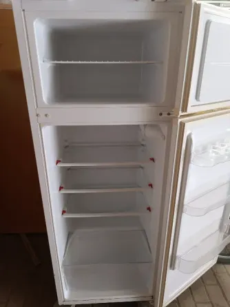 Продам холодильник б/у Донецк