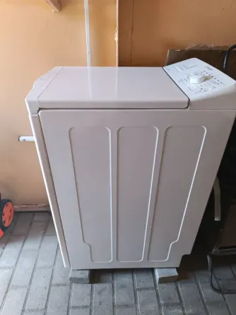 Продам стиральную машинку Донецк