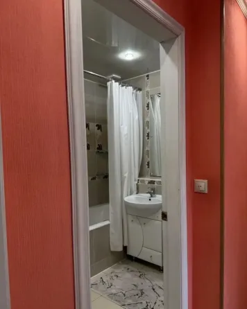 Сдаю 2-к квартиру 48м² в Донецке, улица Куйбышева, 194, Куйбышевский район Донецк