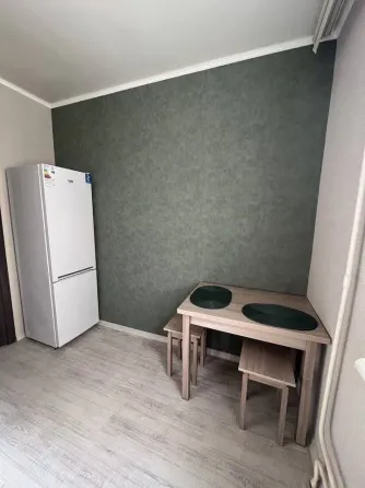 Сдам квартиру в Ленинском районе Донецк
