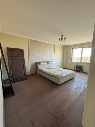 Продается 3 комнатная квартира в Центральном районе Мариуполь