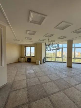 Продается 3 комнатная квартира в Центральном районе Мариуполь