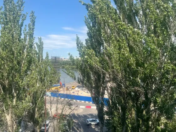 Продам видовую 1-кв., центр,пр.ильча,набережная Донецк