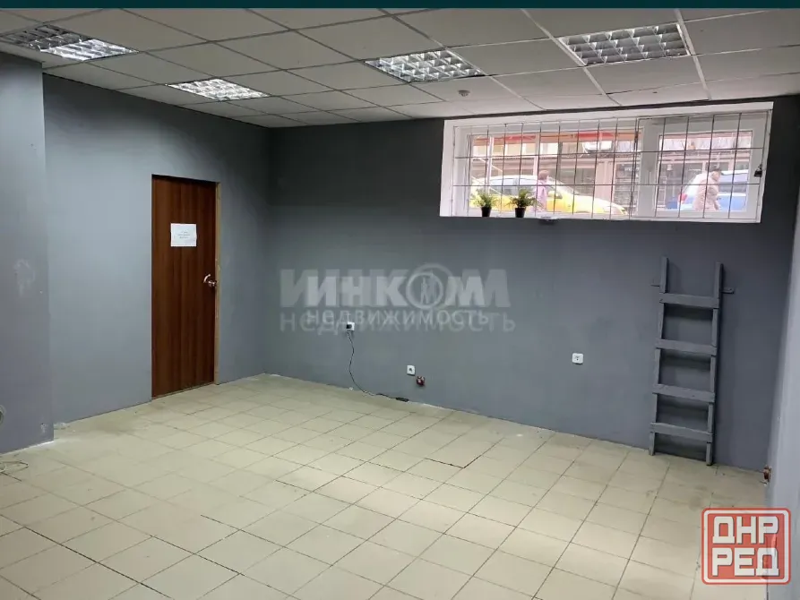 Продам Нежилое помещение 3х этажный 140м2 Центр Города Луганск - изображение 1