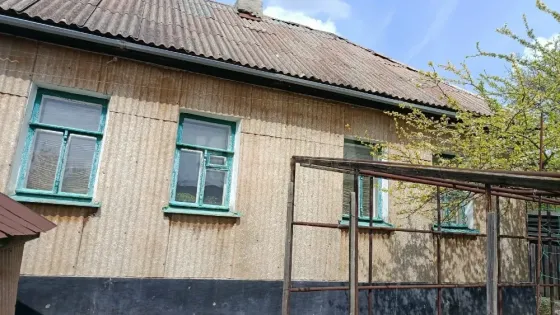 Дом 52.30м2 ул. Профессиональная рн. Динамо Центр города Луганск