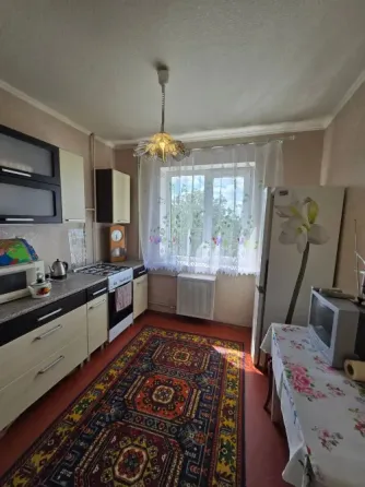 Продам 2-х комнатную квартиру Гвардейка центр, ул Чубаря. Макеевка