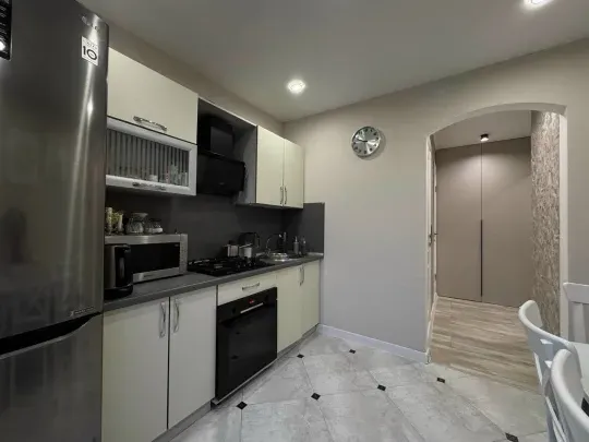 сдается однокомнатная квартира, 45 м², кировский район, микрорайон мирный. Донецк