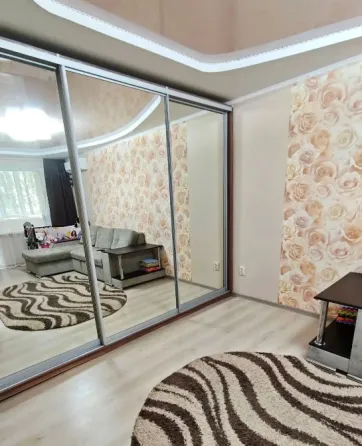 Продам 1к.кв. Пролетарский р-н. Ориентир Автостанция Щетинина. ул.Щетинина. Донецк