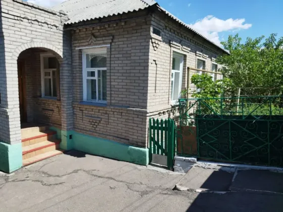 Продаю Дом Торез