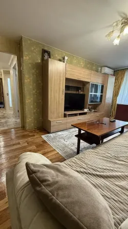 Сдаётся 3-х ком. квартира в г.Мариупо Мариуполь
