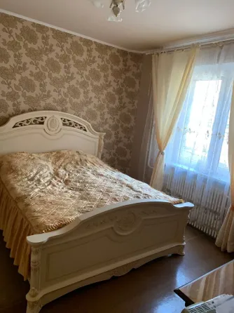 Продается 3 ком м-н Широкий Донецк