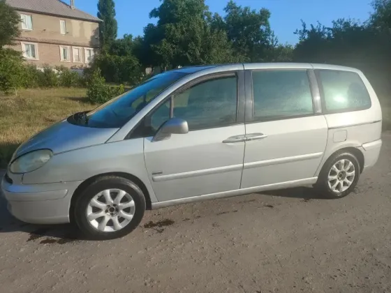 Peugeot 807 2.2 MT, 2004, Енакиево