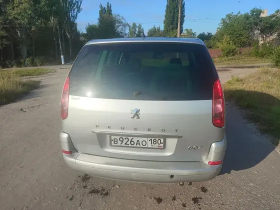 Peugeot 807 2.2 MT, 2004, Енакиево