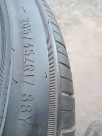 Продаю резину летнюю 205 45 17 Донецк