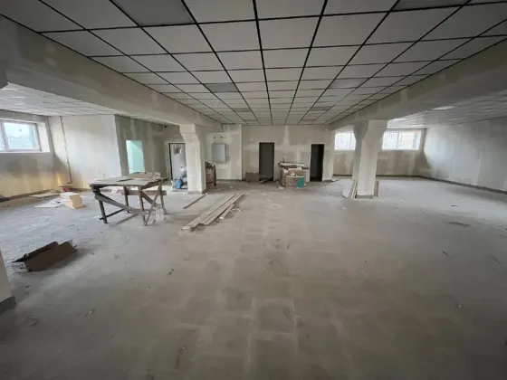 Аренда коммерческого помещения, 2 этаж - 387.4 м. кв. Донецк