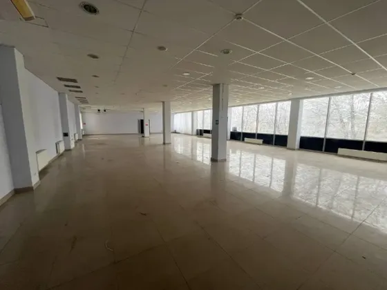 Аренда коммерческого помещения, 2 этаж - 399.7 м. кв. Донецк