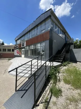 Аренда коммерческого помещения, 2 этаж - 302.9 м. кв. Донецк