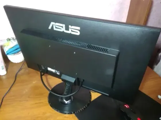 ASUS VA24 24" Торез