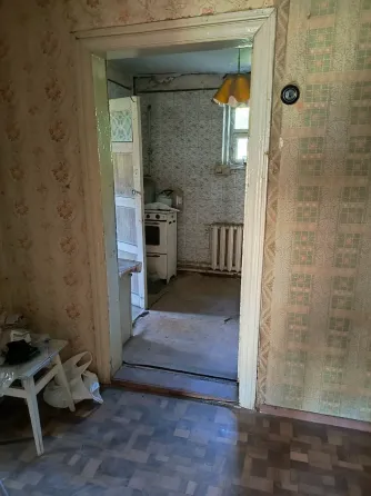 продам дом с участком земли недорого Донецк