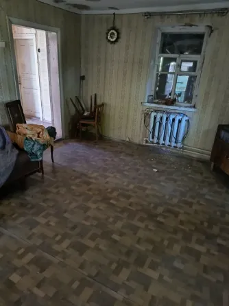 продам дом с участком земли недорого Донецк