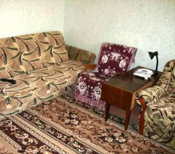 Продам 2-х ком. кв. Текстильщик. ул. Петровского. Рядом рынок. Донецк