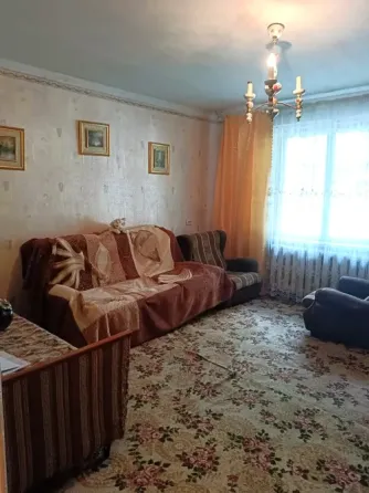 Продам 2х комнатную крупногабаритную квартиру в Калининском р-не Донецк