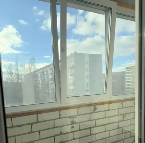 однушка в пролетарском районе у автостанции щетинина. Донецк